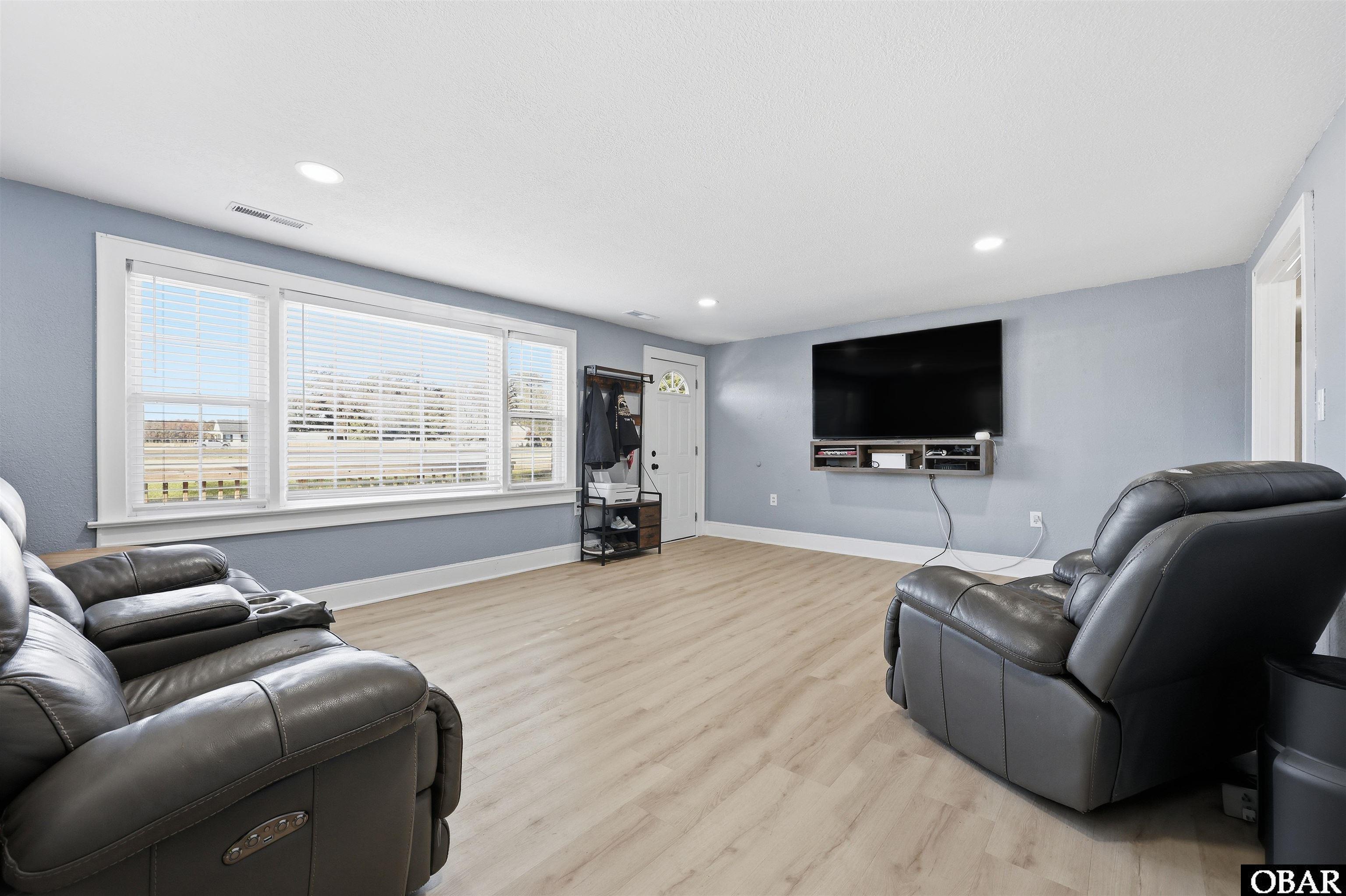 3155 Caratoke Highway 