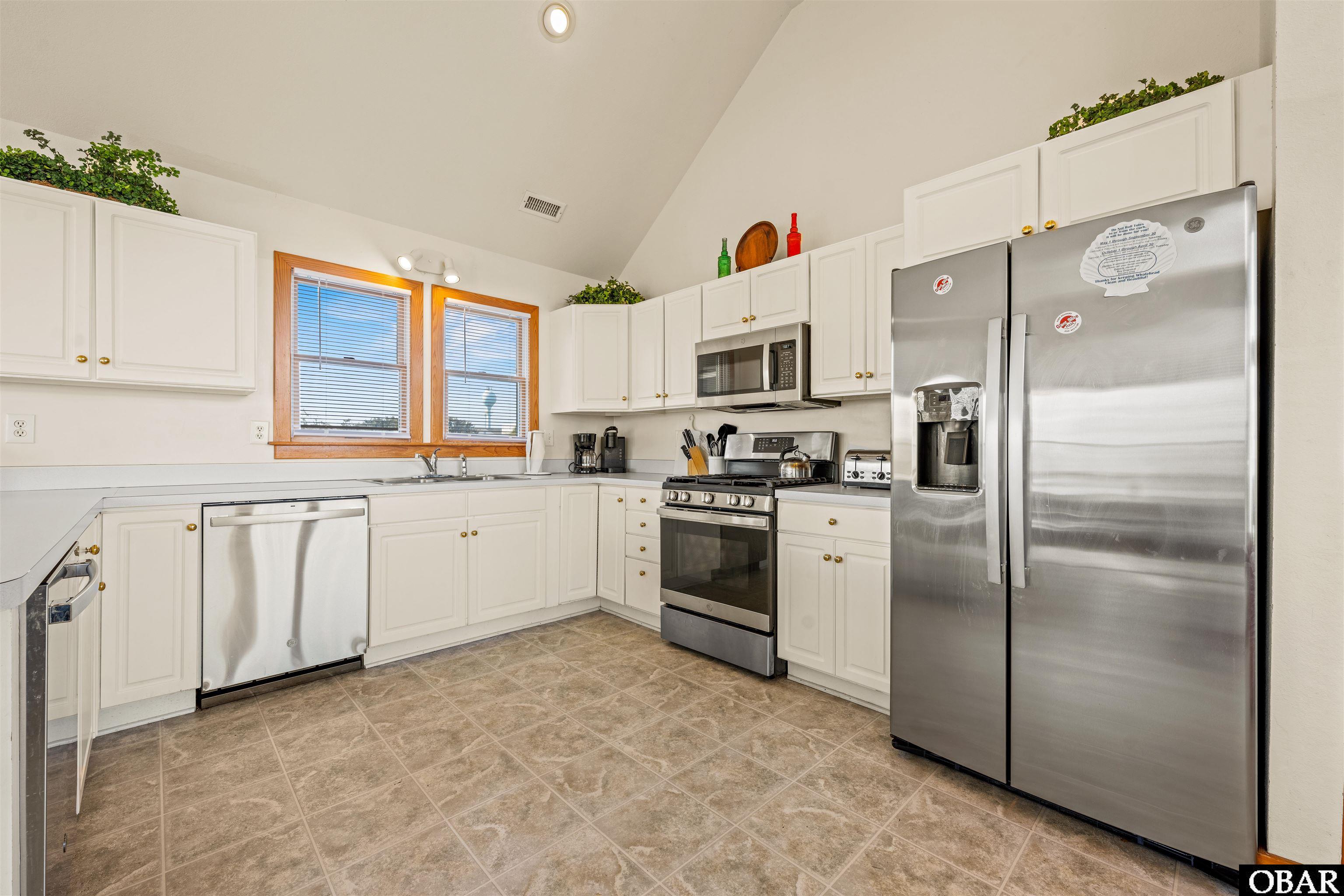 1082 Lighthouse Drive 