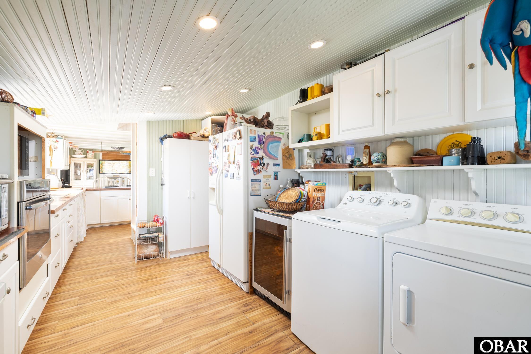 1327 Kitty Hawk Road 
