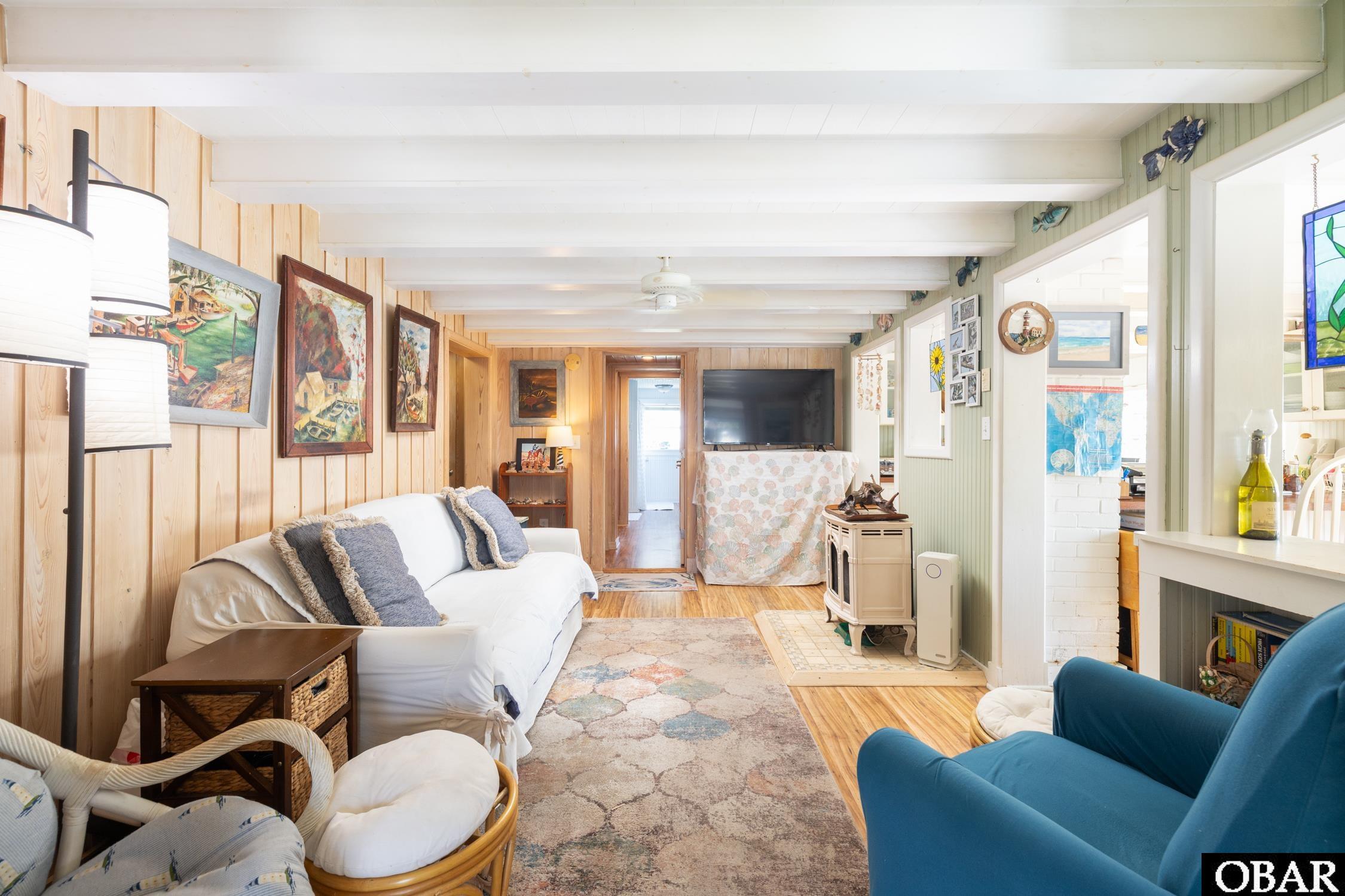 1327 Kitty Hawk Road 
