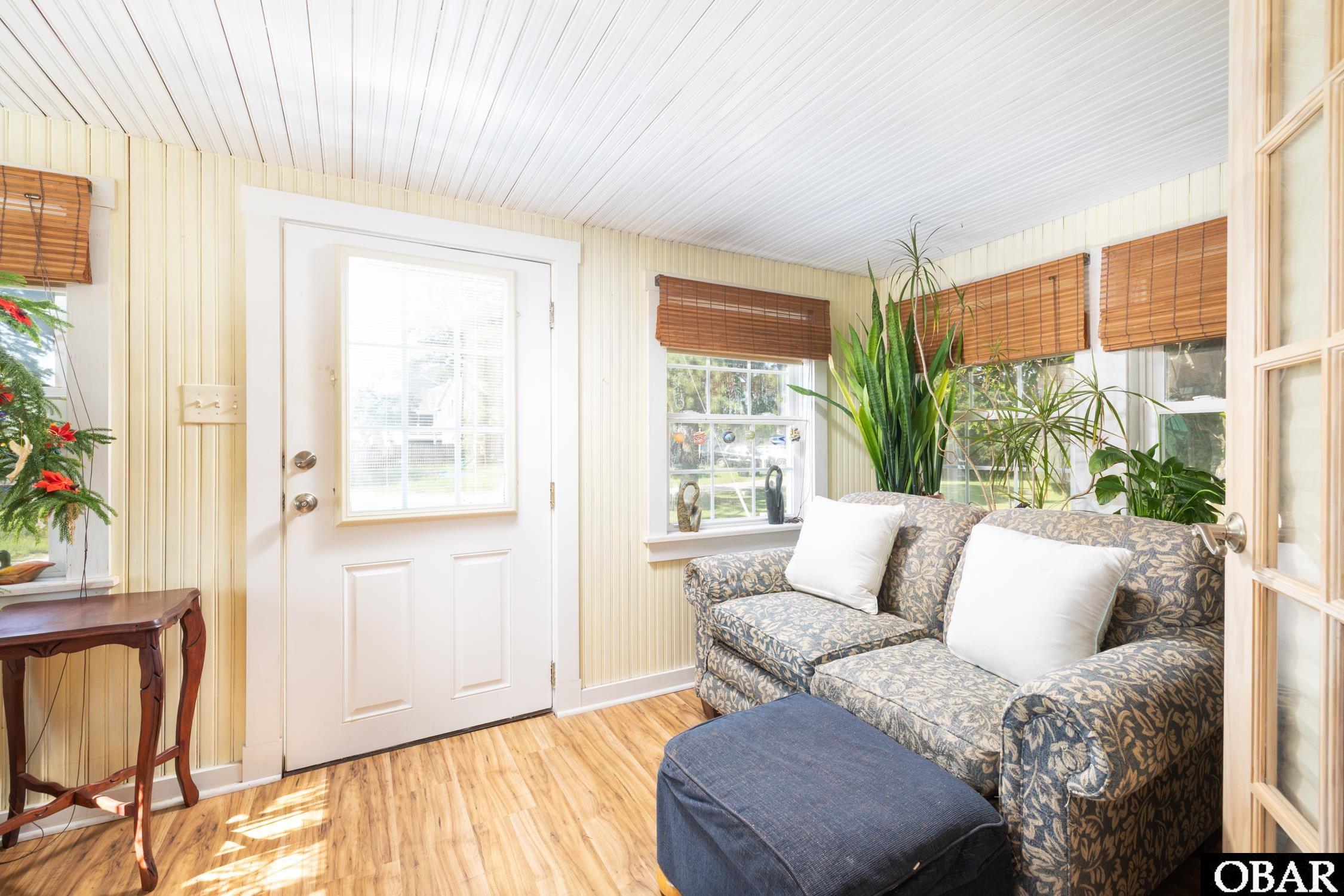 1327 Kitty Hawk Road 