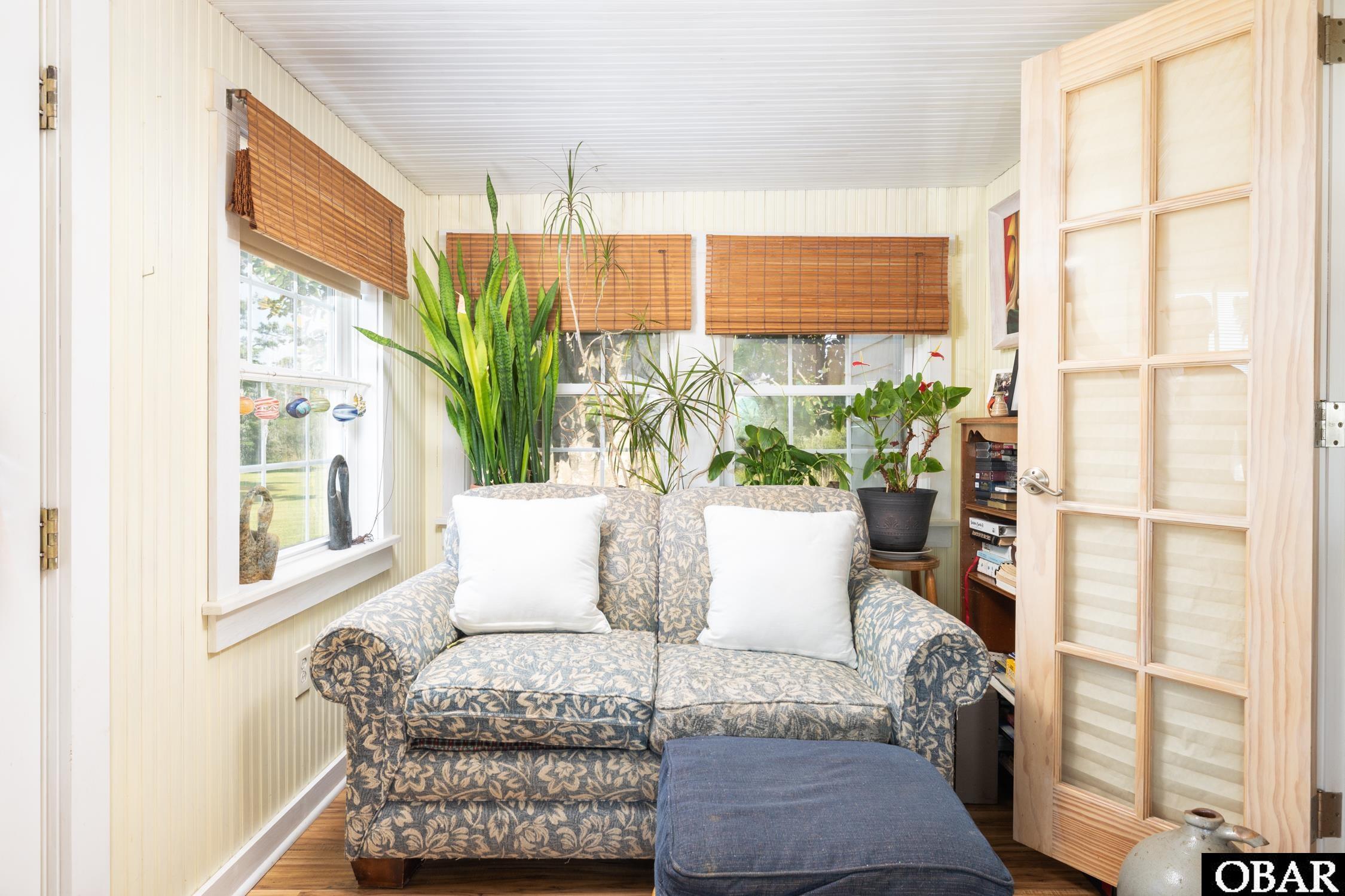 1327 Kitty Hawk Road 