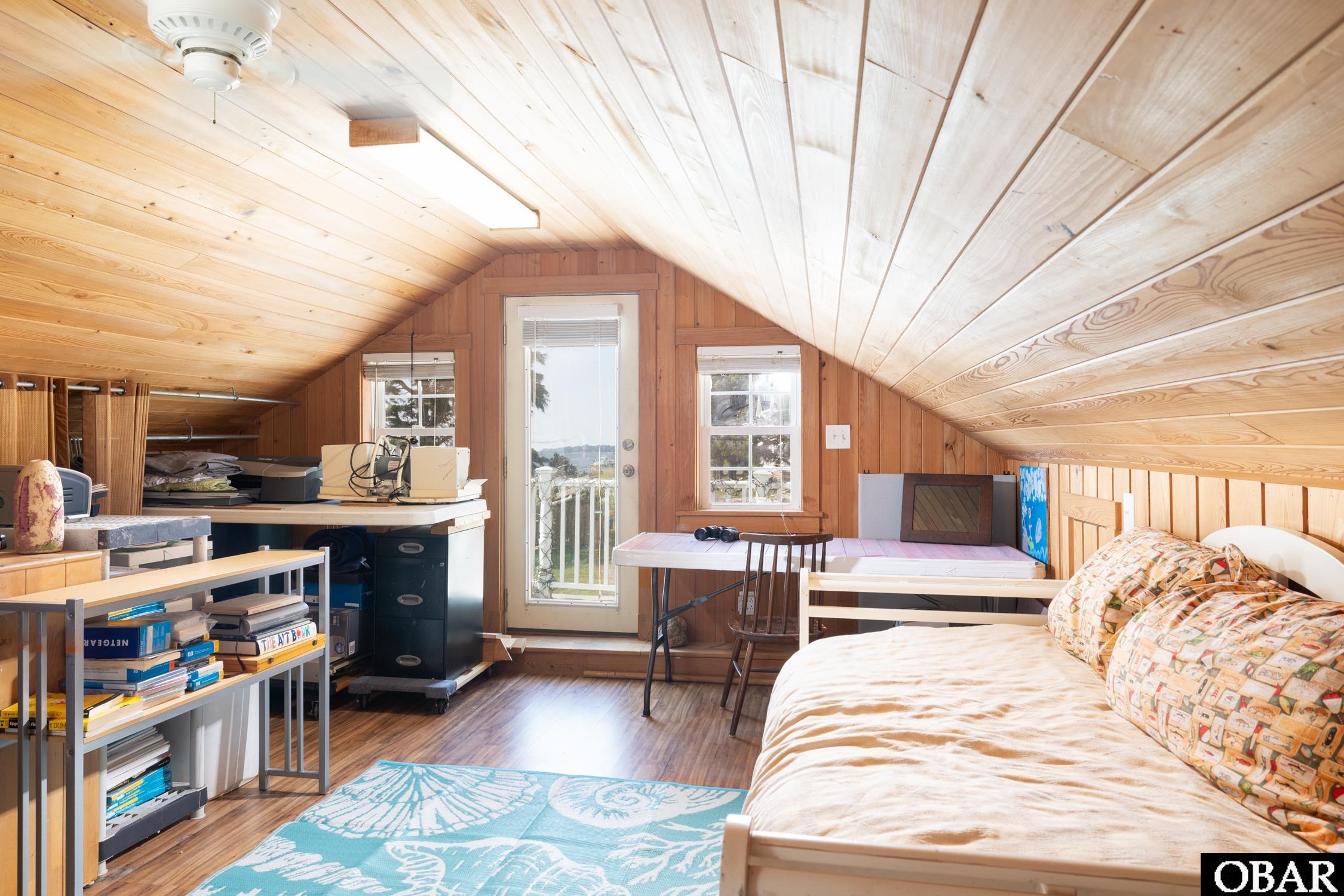 1327 Kitty Hawk Road 