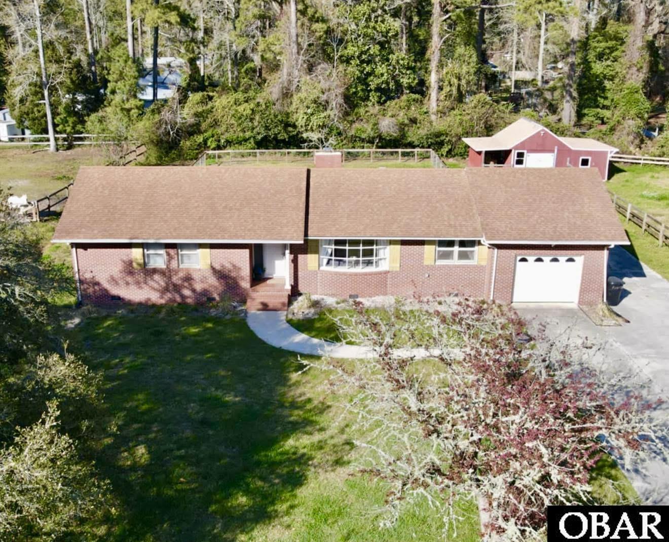 1146 E R Daniels Road 