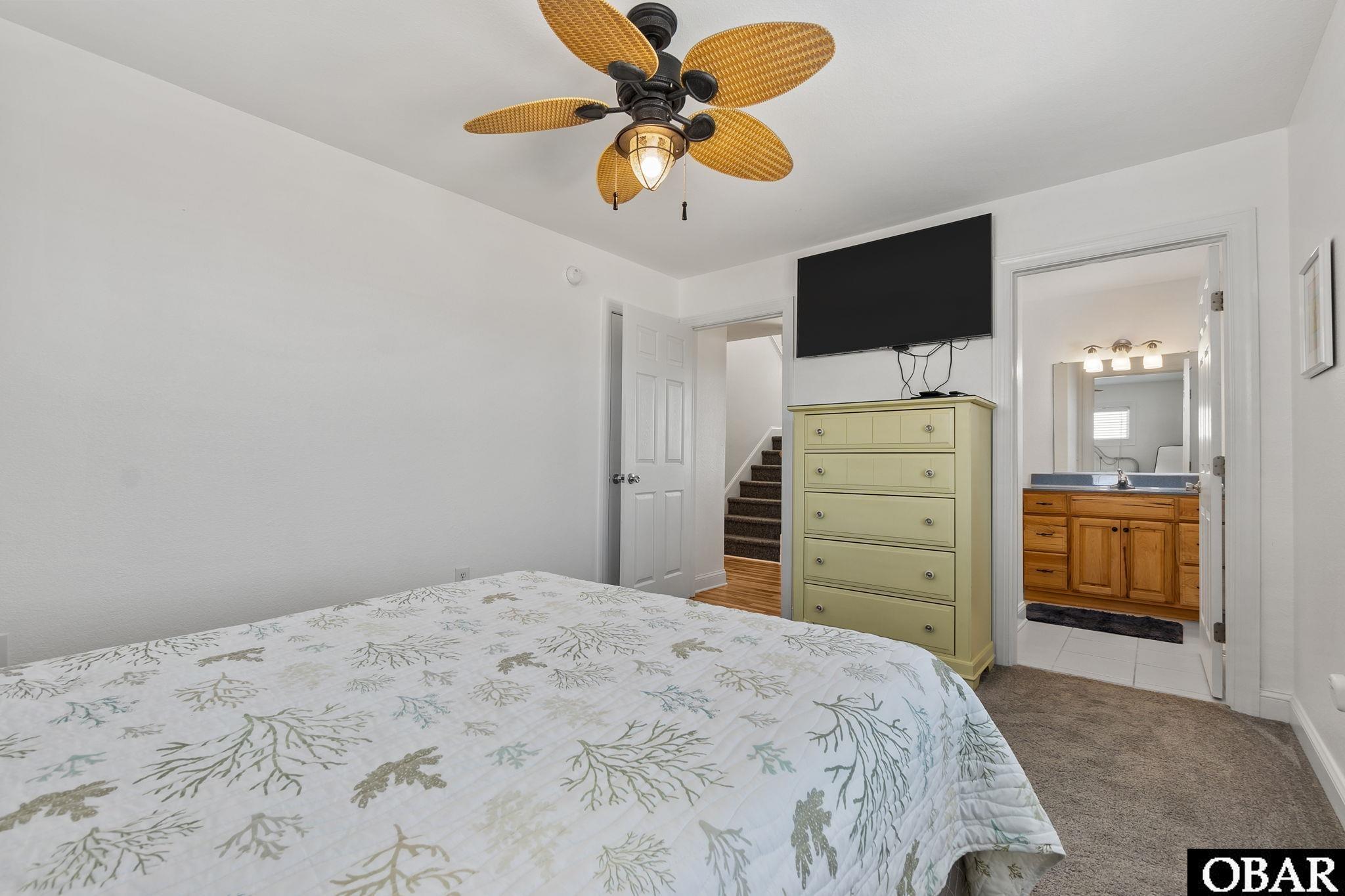 4406 Virginia Dare Trail 