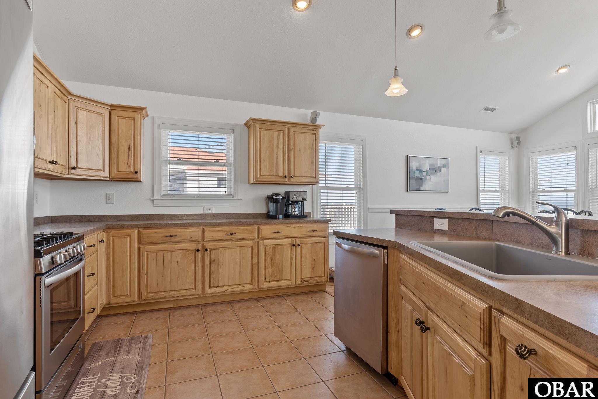 4406 Virginia Dare Trail 