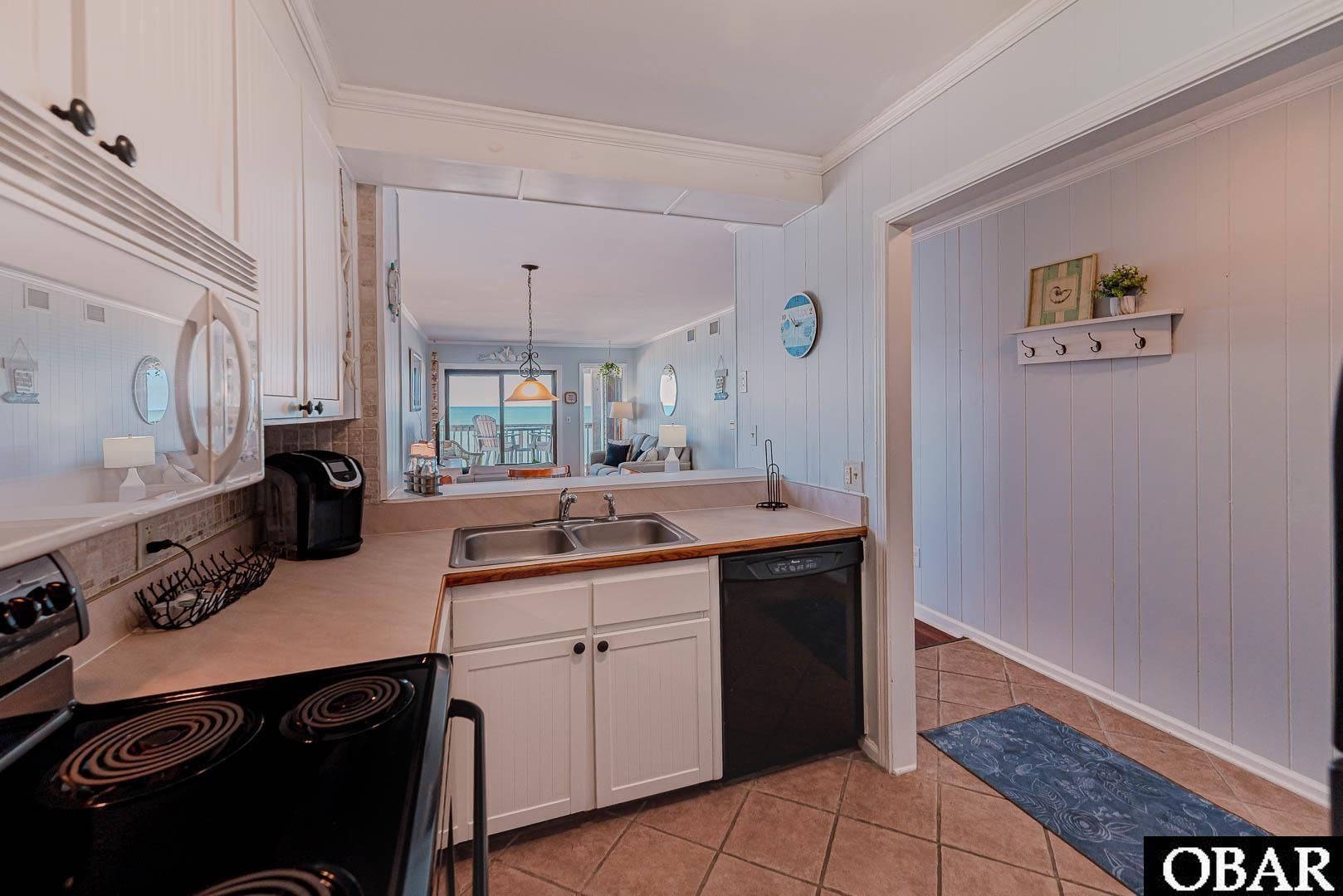 1633 Virginia Dare Trail 