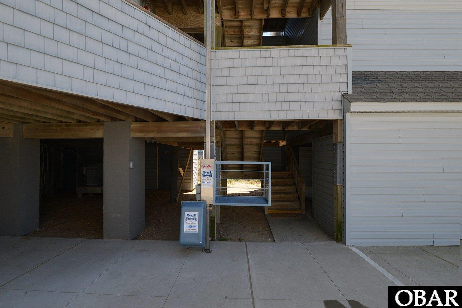 1633 Virginia Dare Trail 