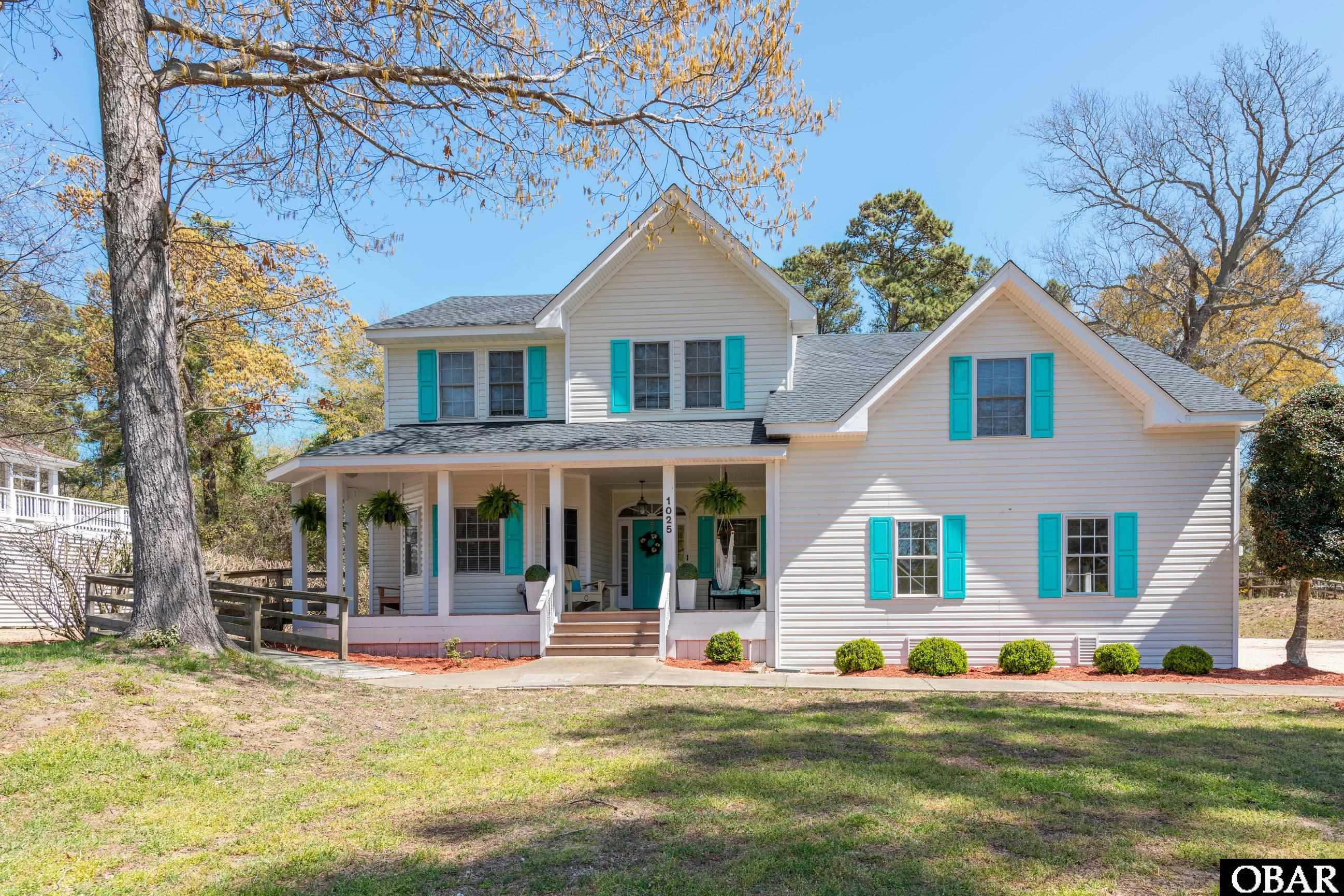1025 Martins Point Road 