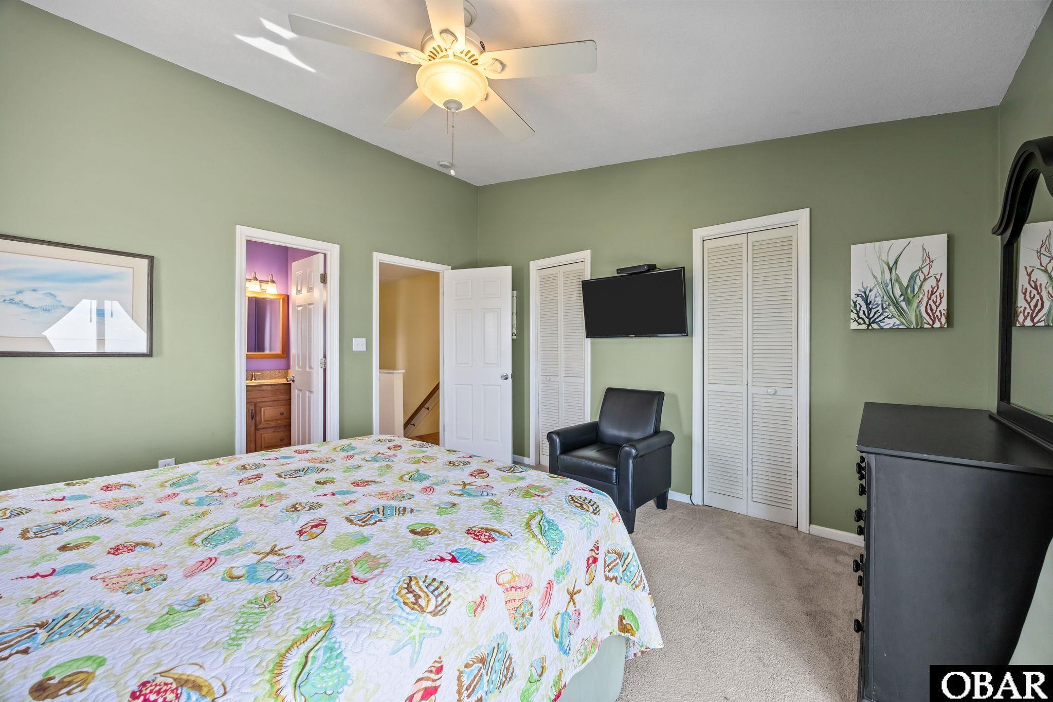 2035 Virginia Dare Trail 