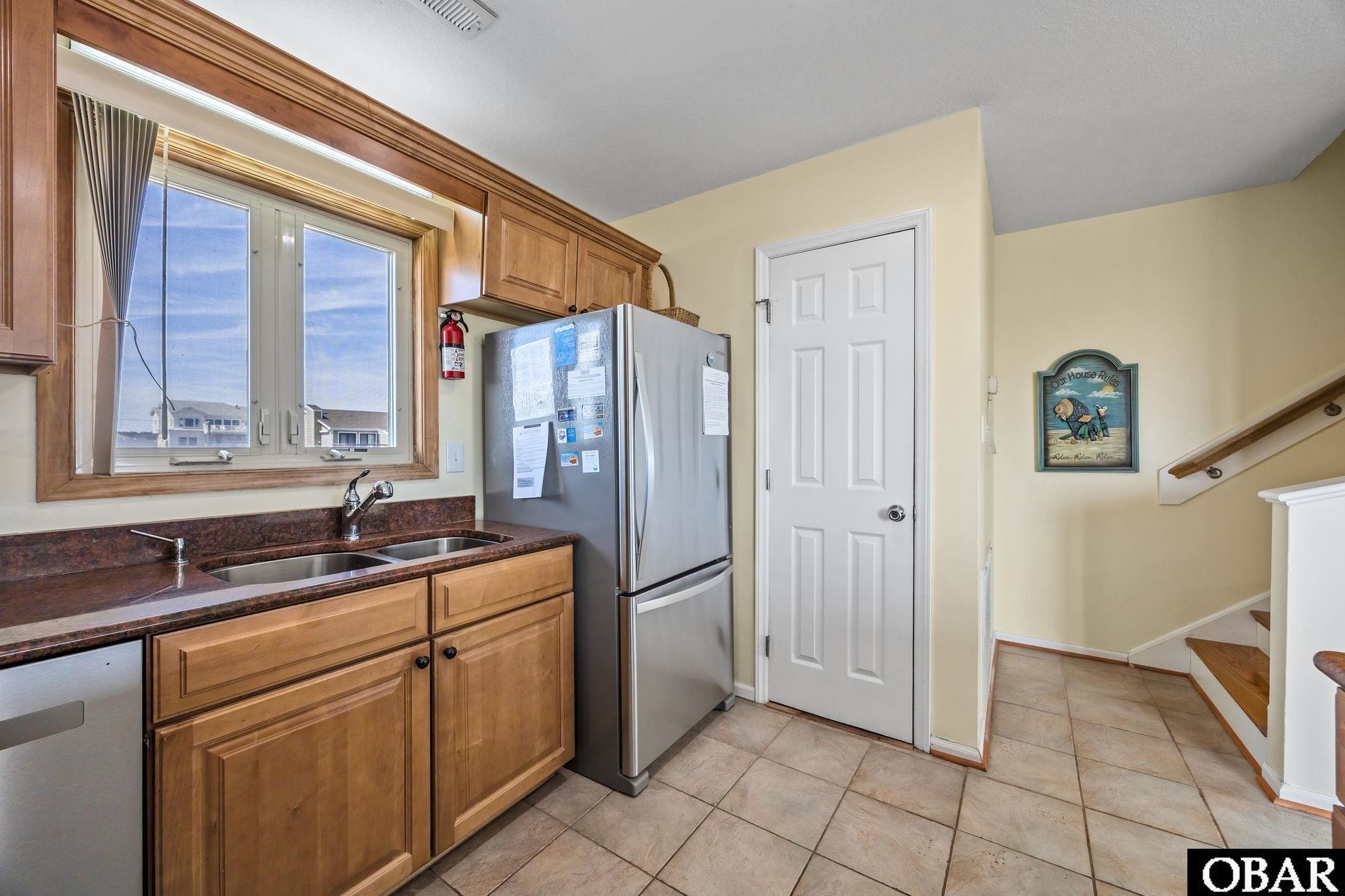 2035 Virginia Dare Trail 