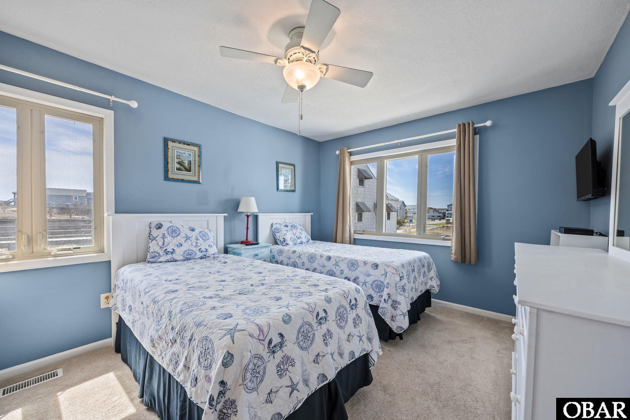 2035 Virginia Dare Trail 