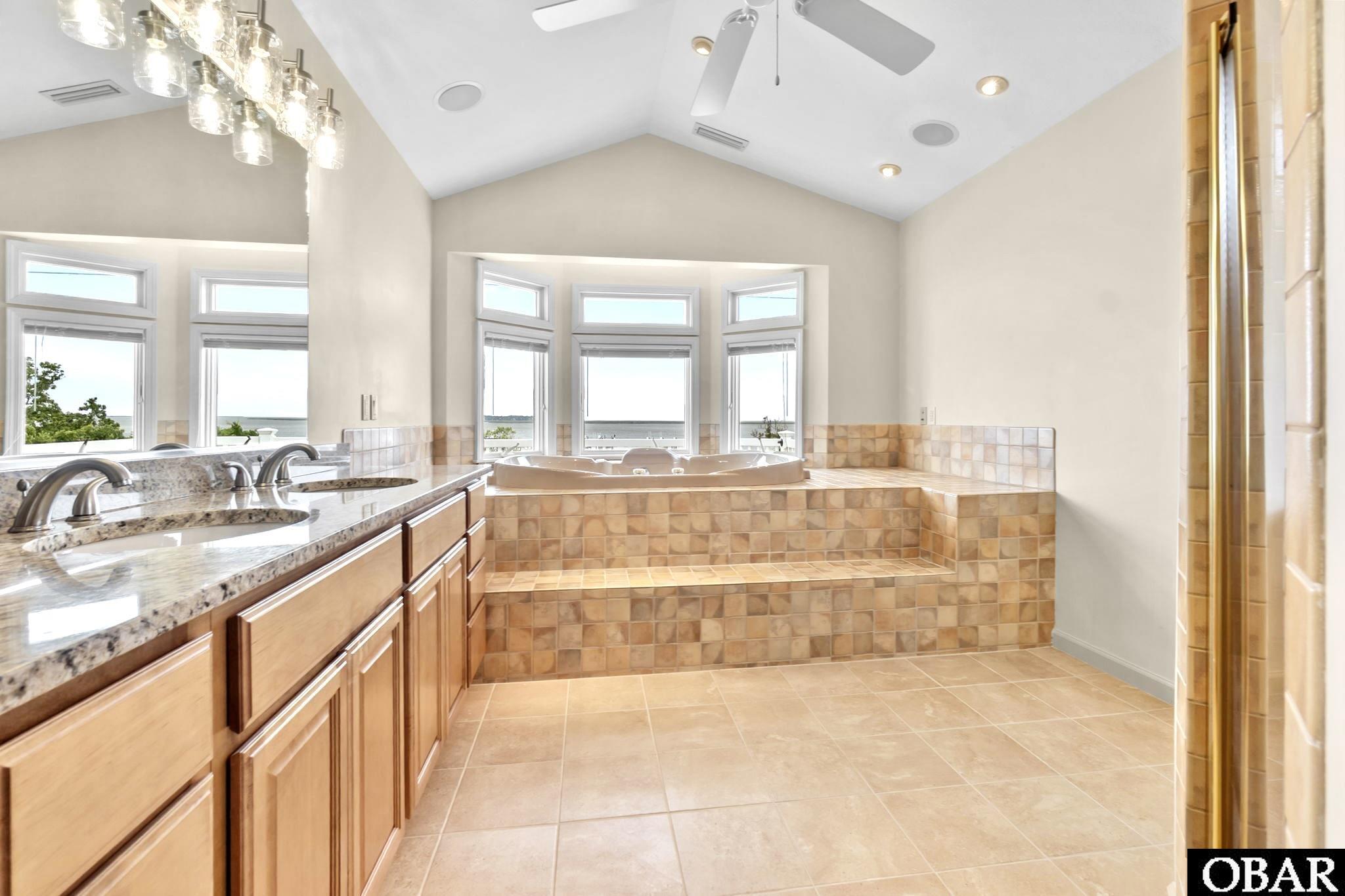 2307 Bay Drive 