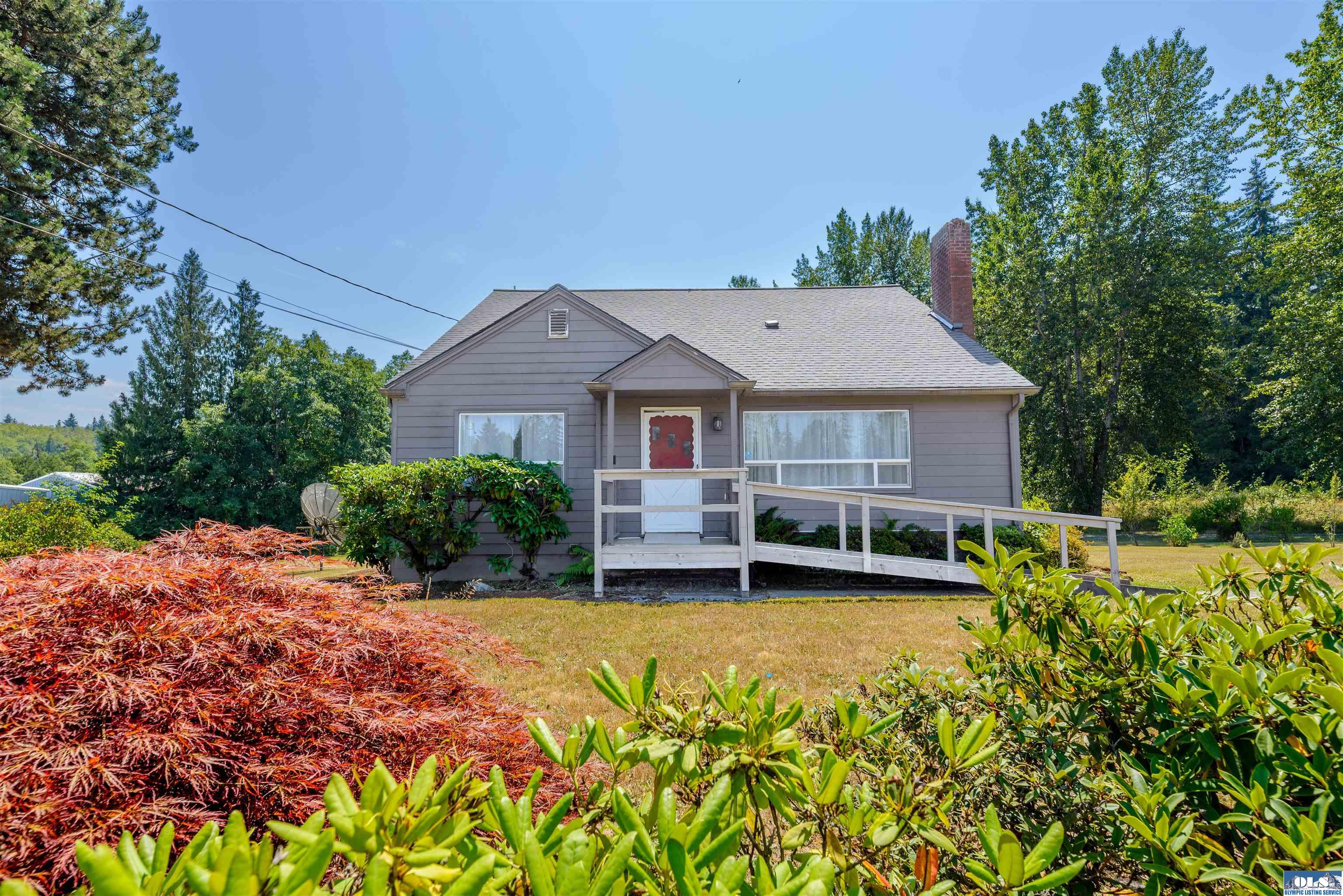 2414 W Highway 101