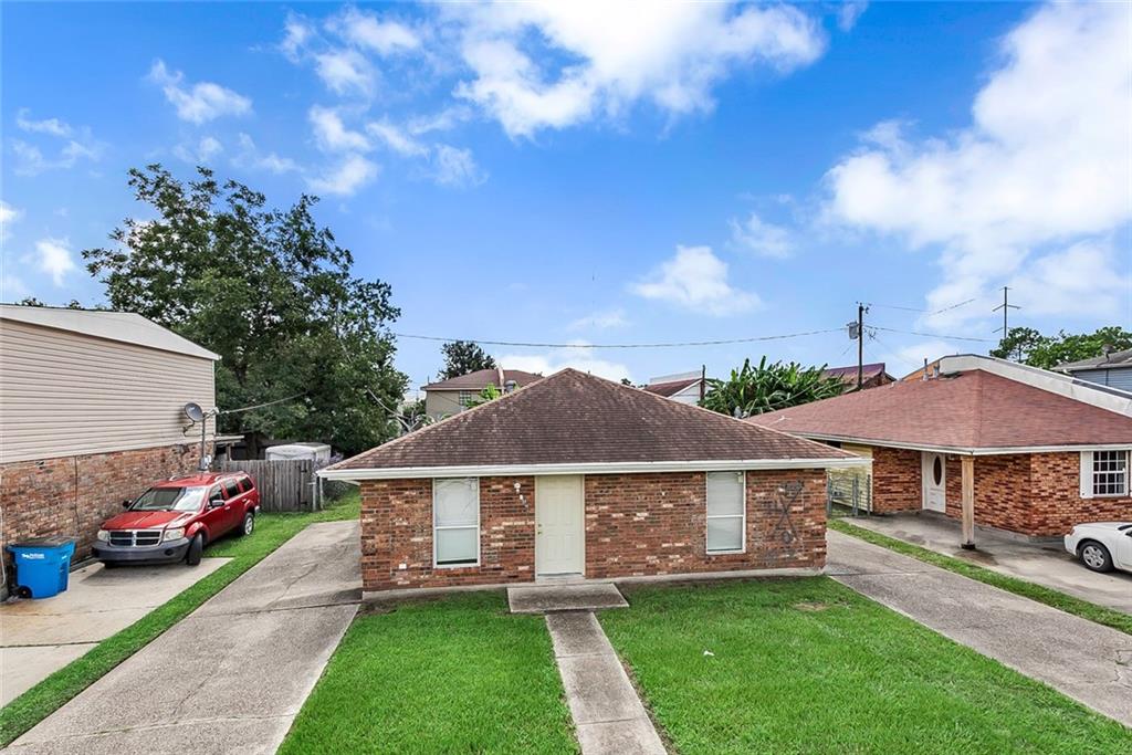 3rd image of 3625-27 Shangri La Dr, Chalmette, LA 70043 | MLS# NO2243088