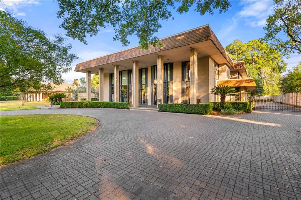 3011 GEORGES Lane, Alexandria, LA 71301