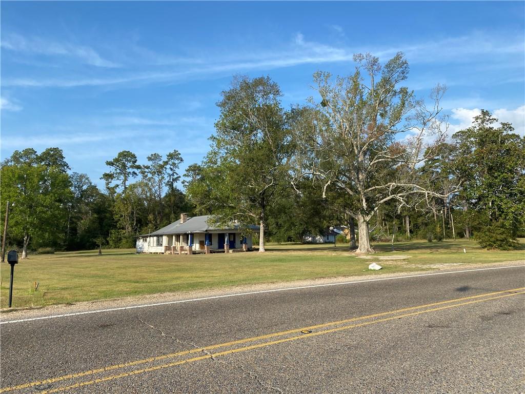 27218 LA-42 Highway, Springfield, LA 70462
