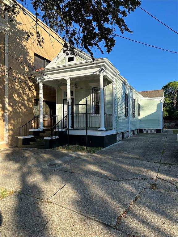 4630 S CARROLLTON Avenue, New Orleans, LA 70119