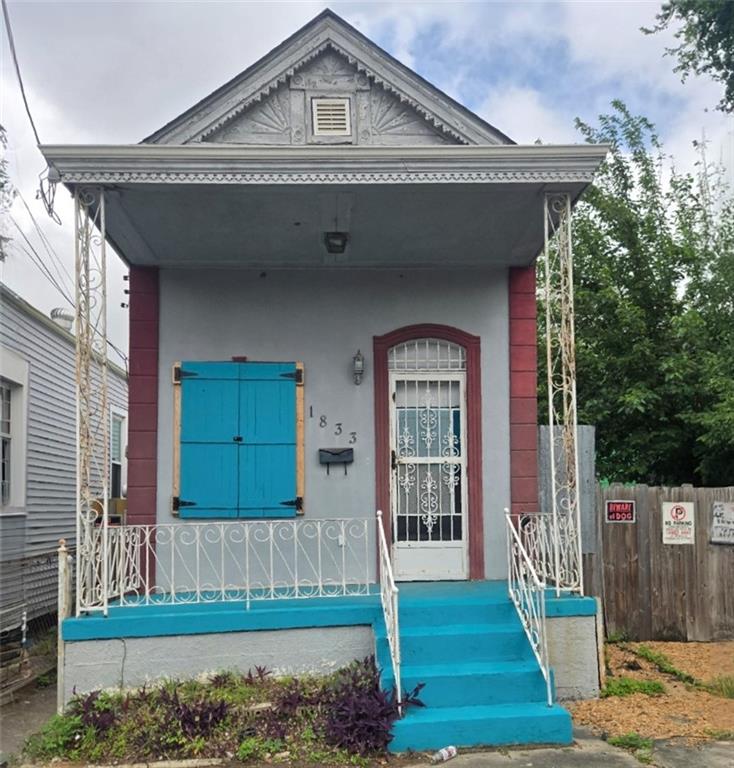 1833 PAINTERS Street, New Orleans, LA 70117