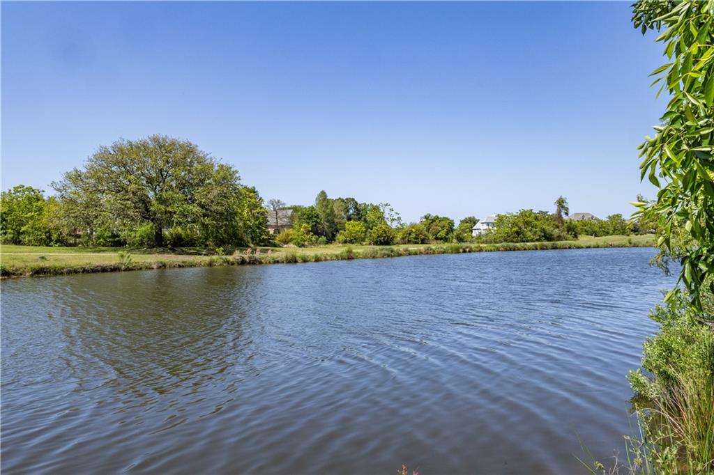 680 OAK HARBOR Boulevard, Slidell, LA 70458