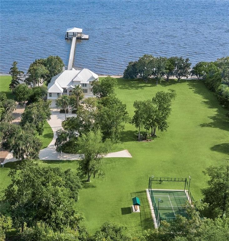 100 MULBERRY Avenue, Mandeville, LA 70448