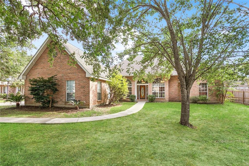 200 LEEDS Drive, Slidell, LA 70461