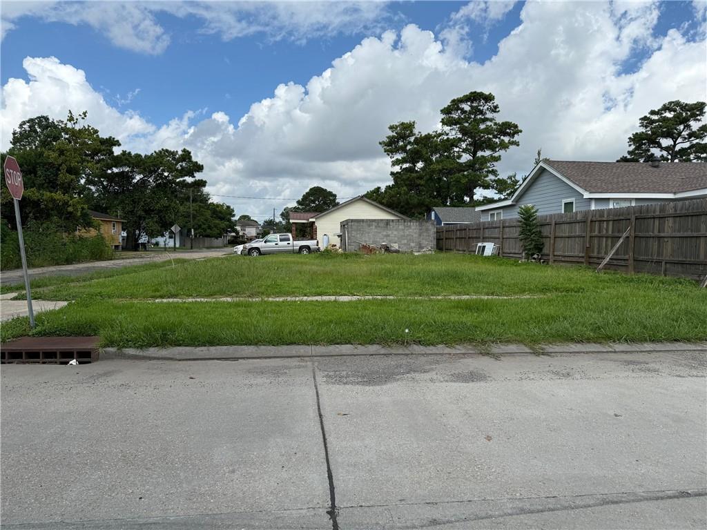1743 TITA Street, New Orleans, LA 70114