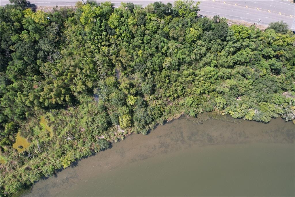 20025 CHEF MENTEUR Highway, New Orleans, LA 70129