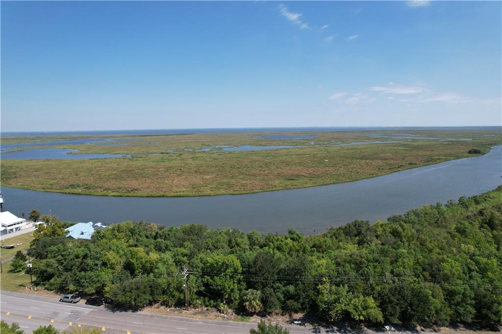 20025 CHEF MENTEUR Highway, New Orleans, LA 70129