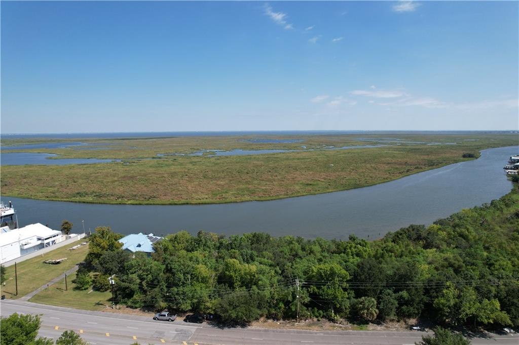 20025 CHEF MENTEUR Highway, New Orleans, LA 70129