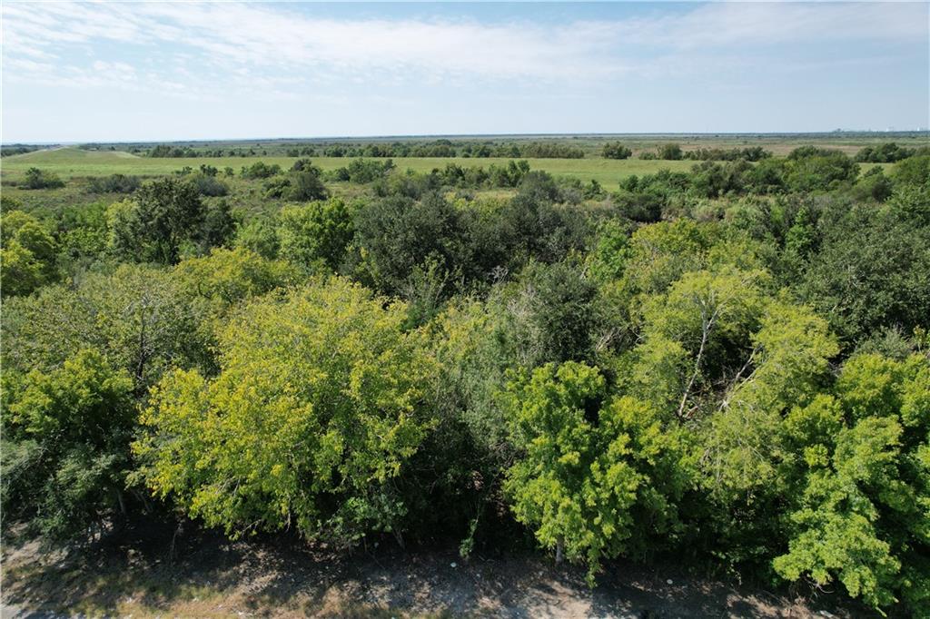 20025 CHEF MENTEUR Highway, New Orleans, LA 70129