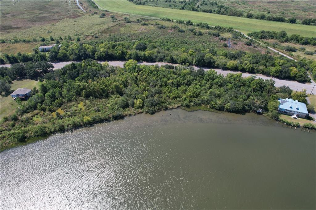 20025 CHEF MENTEUR Highway, New Orleans, LA 70129