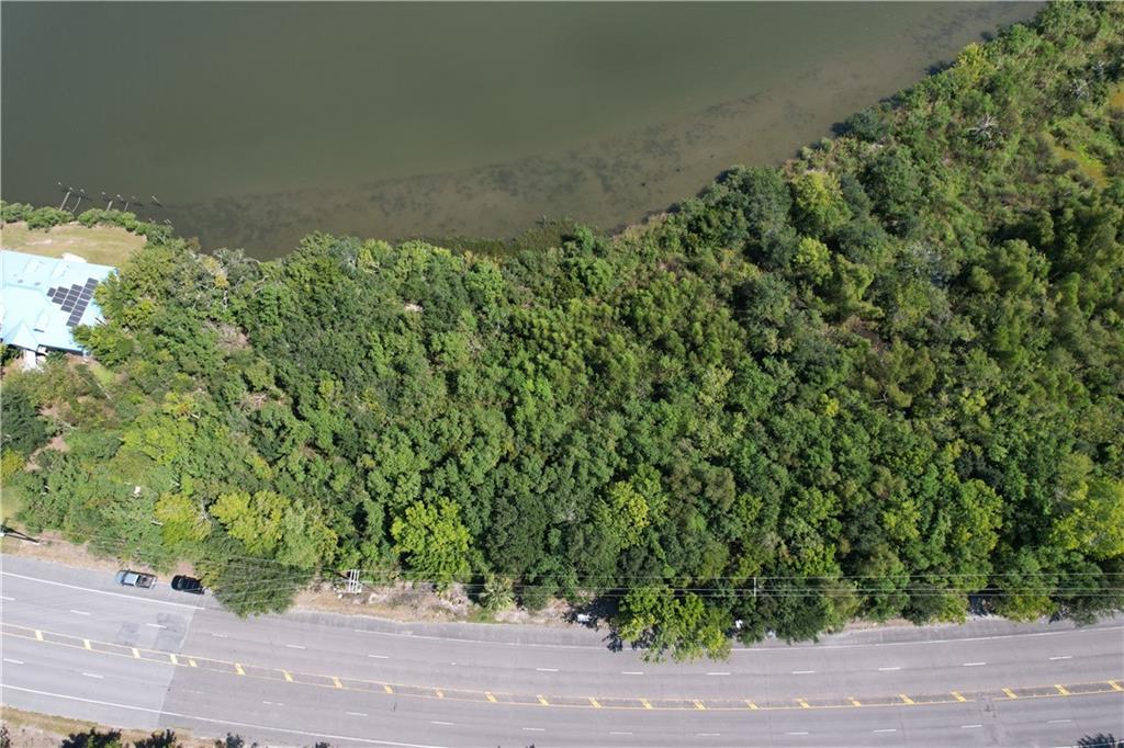 20025 CHEF MENTEUR Highway, New Orleans, LA 70129