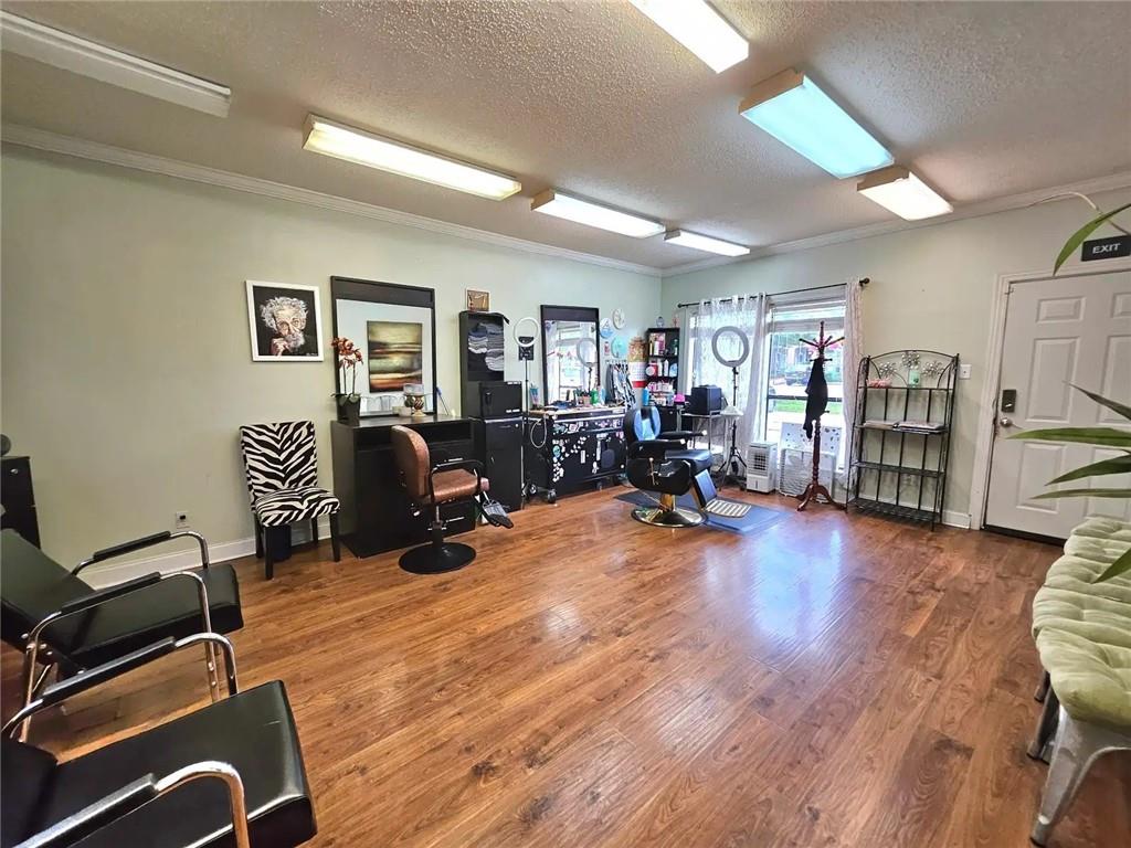 Photo 3