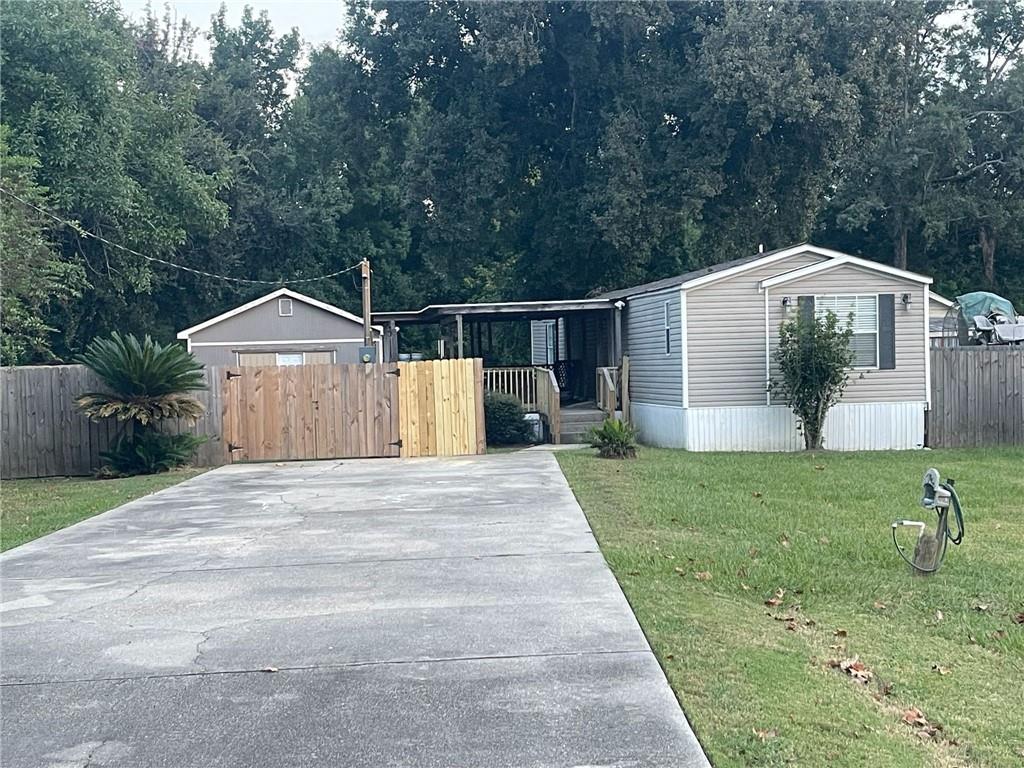 114 FOREST Drive, Belle Chasse, LA 70037
