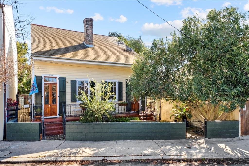 1808 BURGUNDY Street, New Orleans, LA 70116