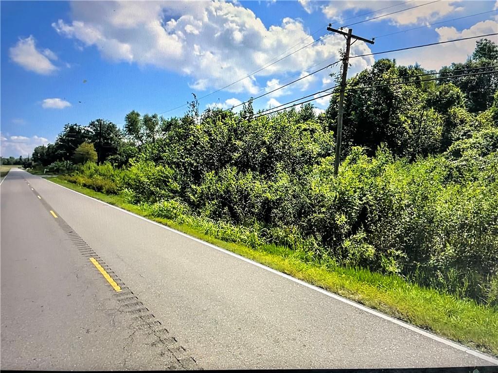 1366201 MISSISSIPPI RIV Road, New Orleans, LA 70131