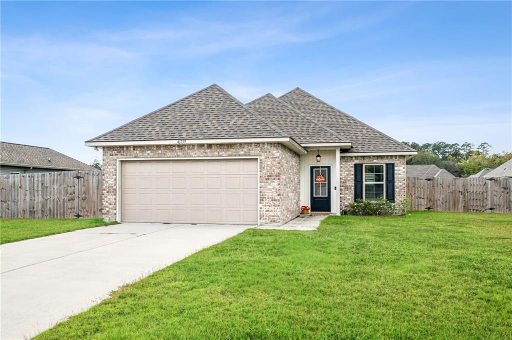 41739 NAKIAH Drive, Ponchatoula, LA 70454