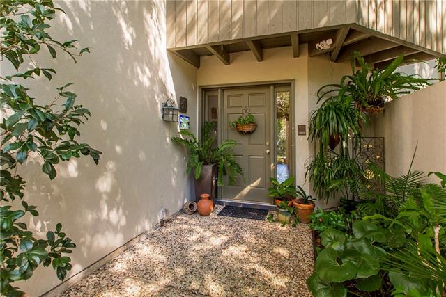 100 TCHEFUNCTE OAKS Drive, 100, Mandeville, LA 70471