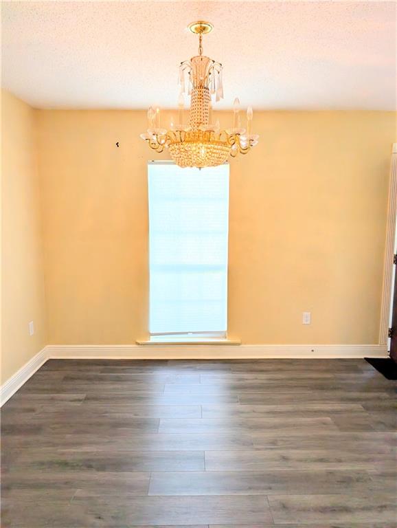 2552 E CATAWBA Drive, Harvey, LA 70058