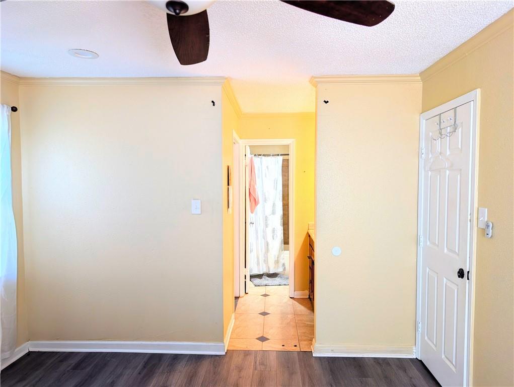 2552 E CATAWBA Drive, Harvey, LA 70058