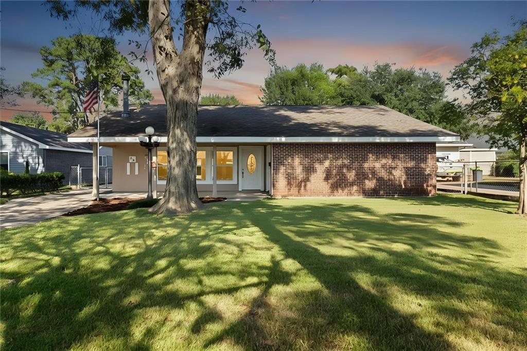 89 HAROLEANS Street, Harahan, LA 70123