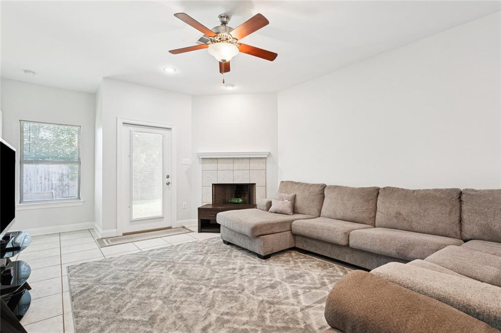 Homes for sale in Mandeville, LA | 127 Mirabeau Pl, Mandeville, LA 70448 | MLS# NO2529576