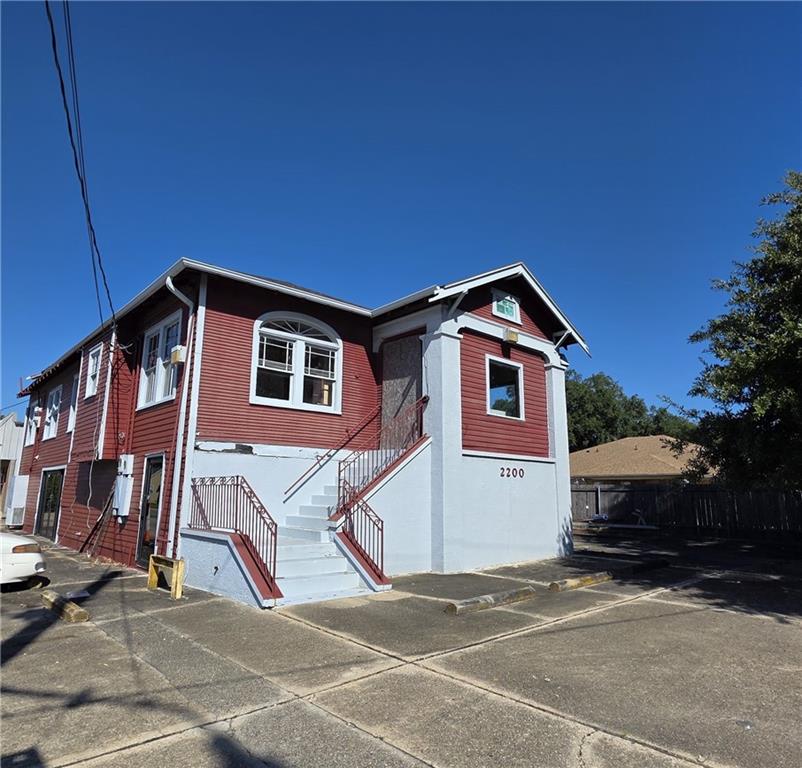 2200 PARIS Road, Chalmette, LA 70043