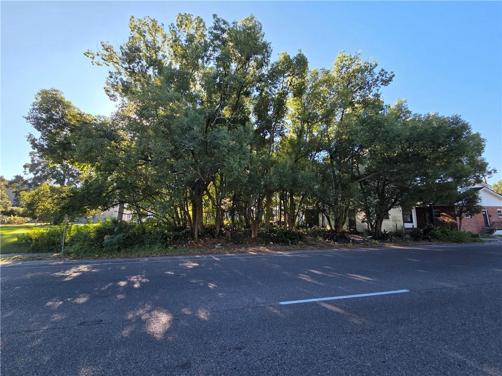 2610 GENTILLY Boulevard, New Orleans, LA 70122