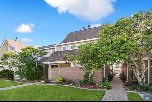 9 BRANDON HALL Drive, B, Destrehan, LA 70047