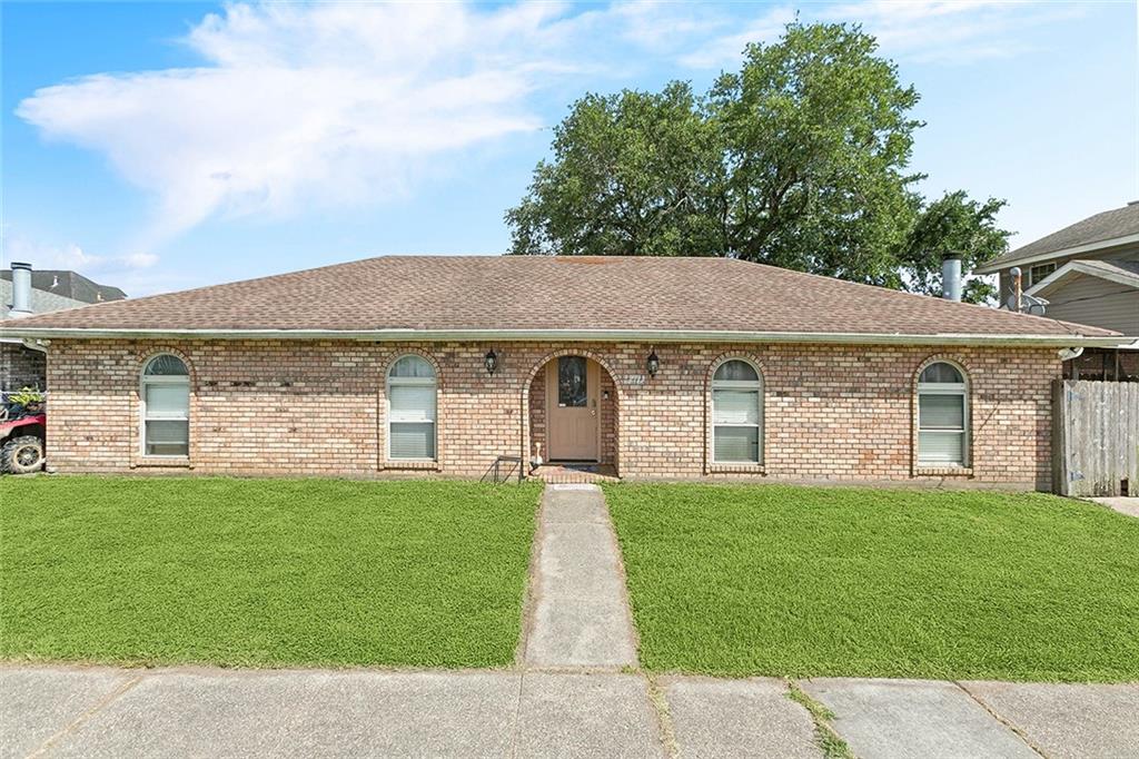 2713 LEGEND Street, Meraux, LA 70075