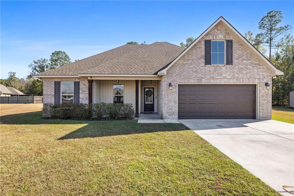 42114 DOTHAN Place, Ponchatoula, LA 70454
