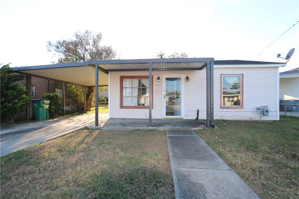 2008 ESTALOTE Avenue, Harvey, LA 70058