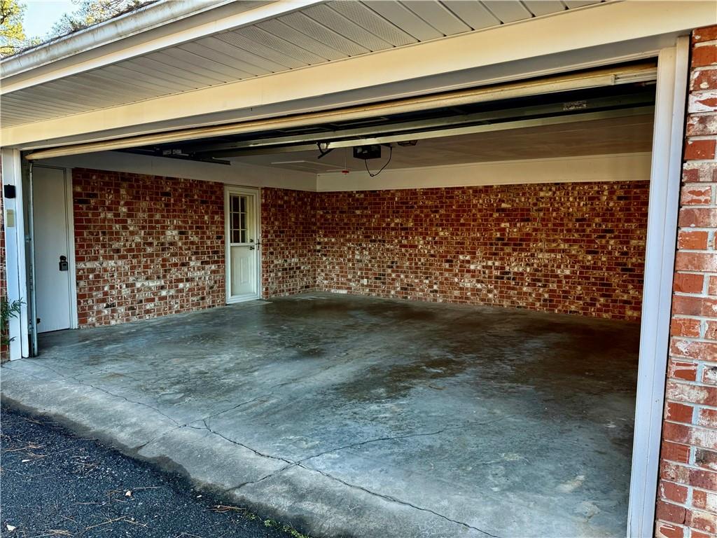 Homes for sale in Pineville, LA | 128 Anna Lane, Pineville, LA 71360 | MLS# CN2526344